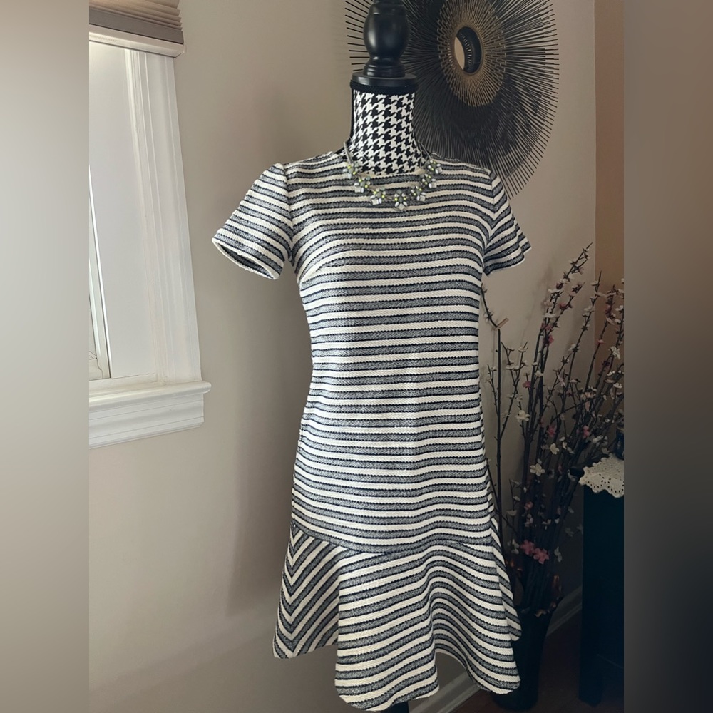 Loft Dress with necklace